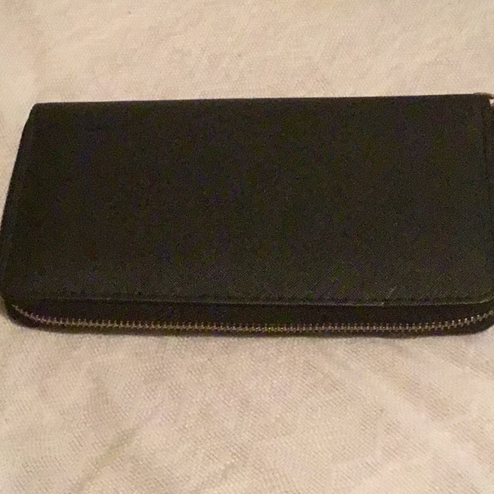 6 Wallets - image 5